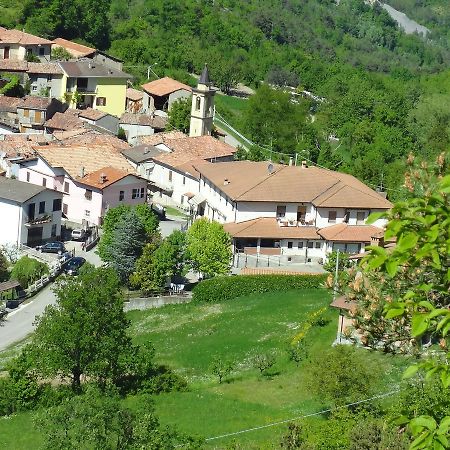 Ristorante Primula Bianca Varzi Exterior photo